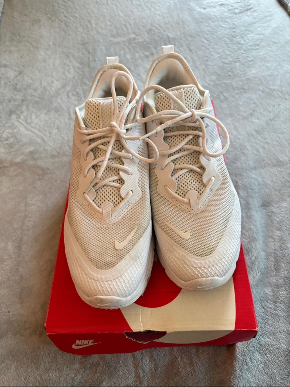 Nike White Mesh Running Sneakers with Light Cream Tones
